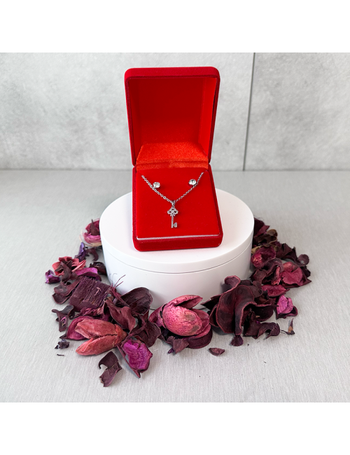 Juego de colgante más pendientes - Acero hipoalergenico - Plateado - Llave con brillantes